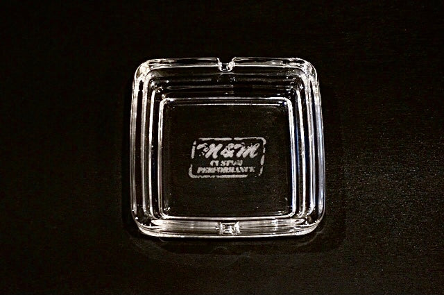 ガラス灰皿